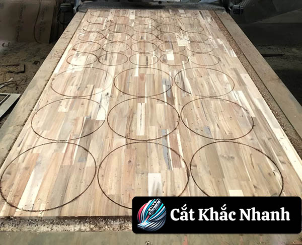 Cắt CNC gỗ theo yêu cầu giá rẻ tại Hồ Chí Minh